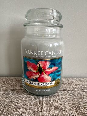 NEW! Yankee Candle Ocean Blossom Large Jar Candle